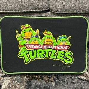 Vintage 1989 Teenage Mutant Ninja Turtles suitcase